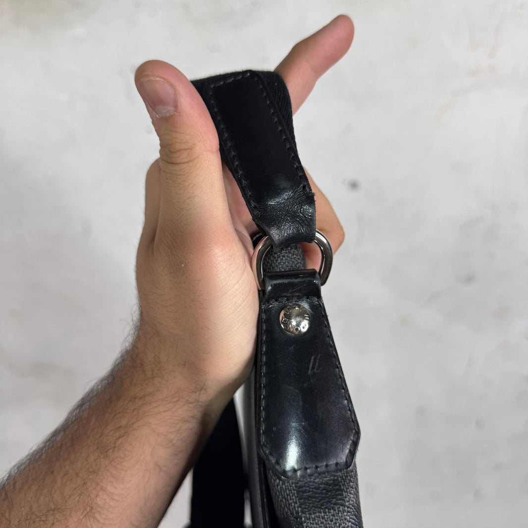 Louis Vuitton Black Damier Daniel Messenger Bag