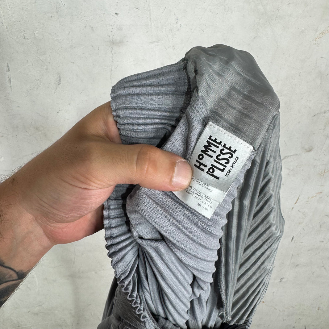 Issey Miyake Grey Skirted Pleates Shorts