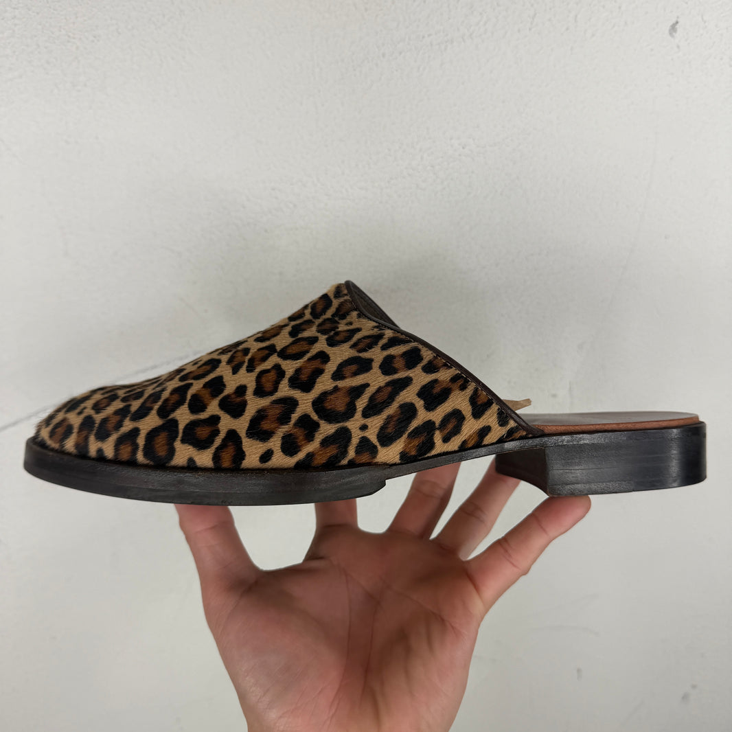 Hender Scheme Cheak Zoo Leopard Mules