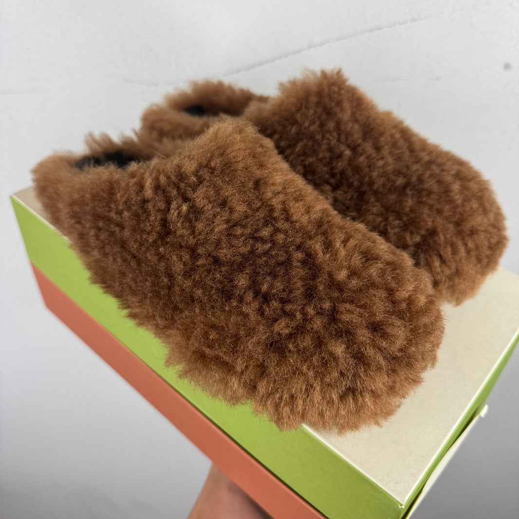 Marni Shearling Fussbett Slippers