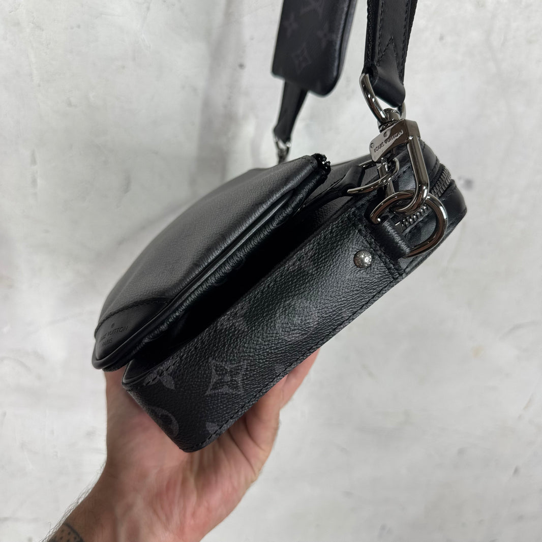 Louis Vuitton Trio Messenger Bag