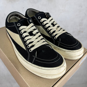 DRKSHDW Smoked Black Vans