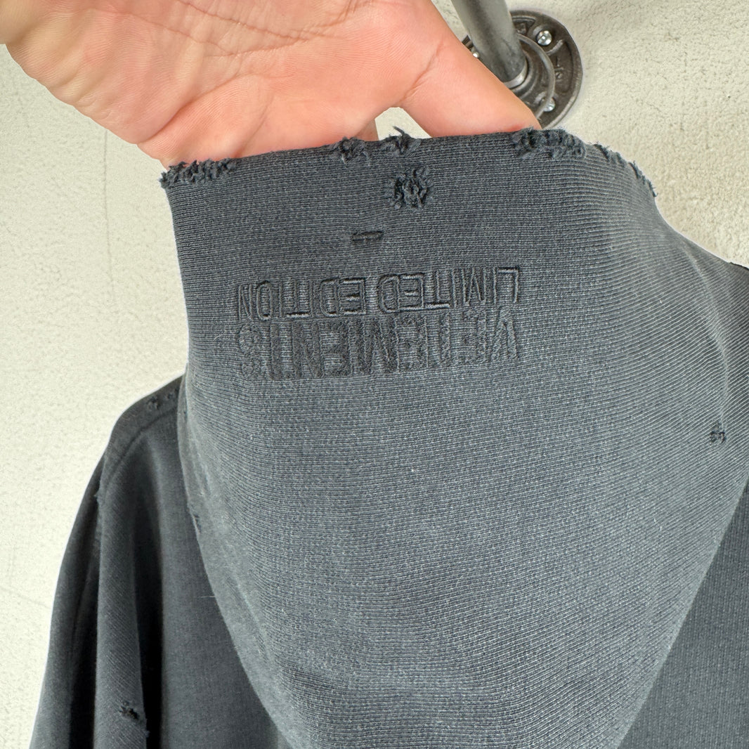 Vetements Plain Distressed Zip Hoodie