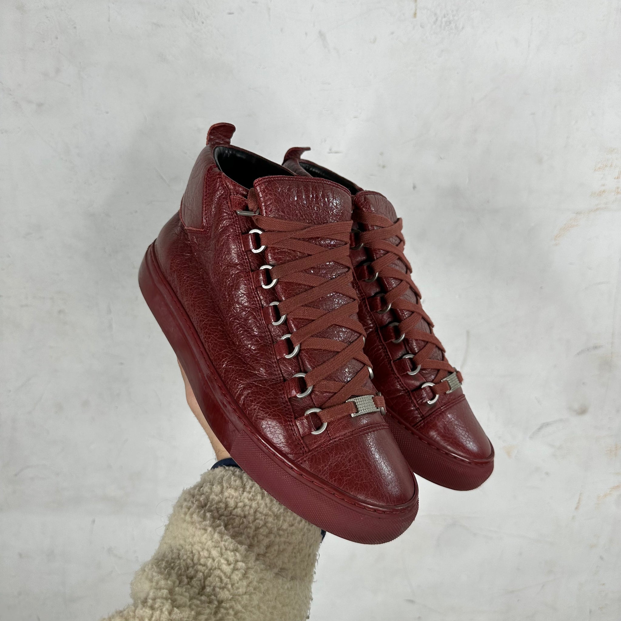 Balenciaga shop arena maroon
