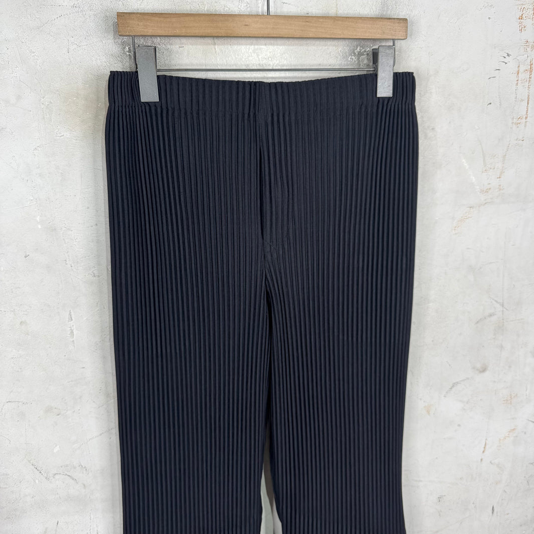 Issey Miyake Pleates Flared Pants