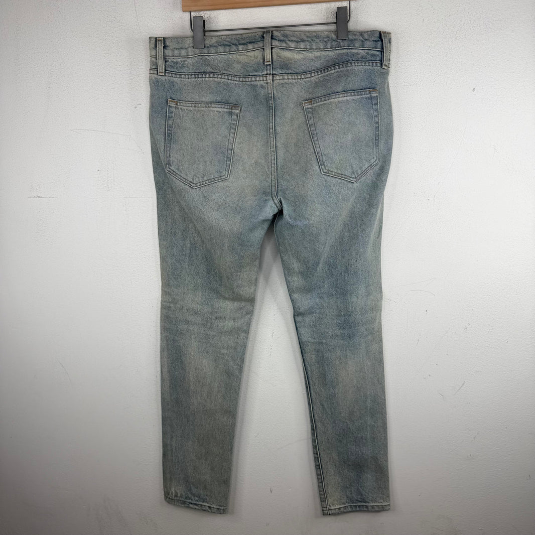 424 Straight Blue Jeans