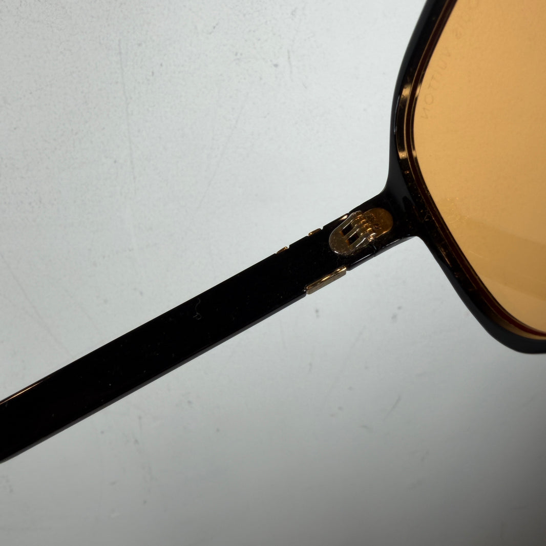 Louis Vuitton Aviator Sunglasses