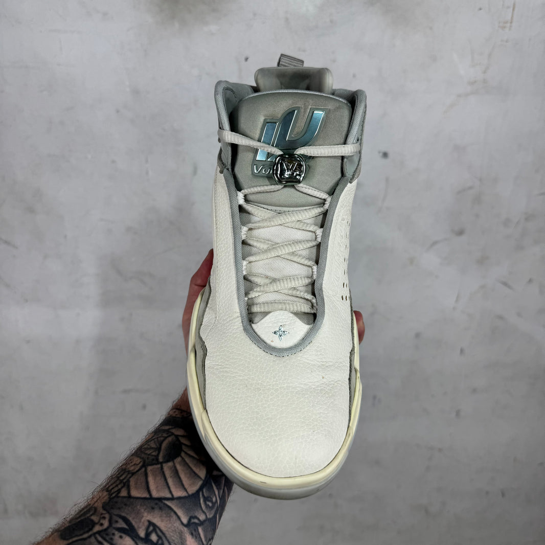 Louis Vuitton White/Grey Trainer 2