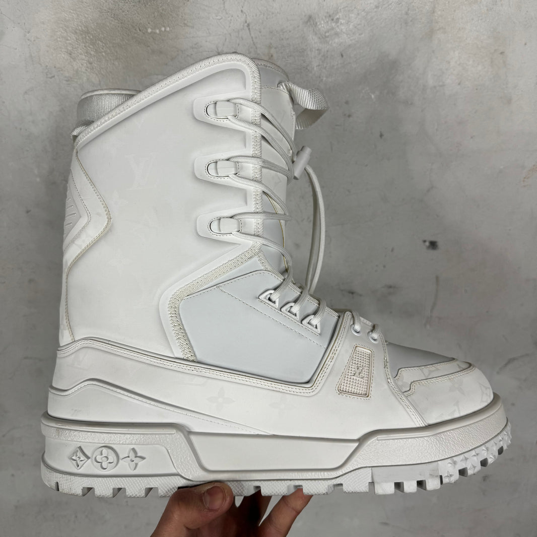 Louis Vuitton Monogram Ski Boots