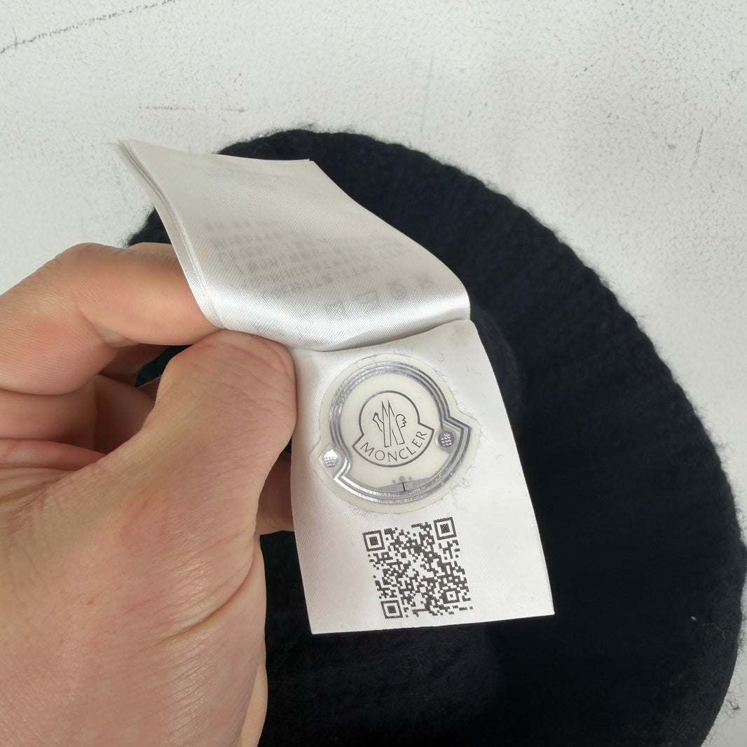 Moncler Los Angeles Wool Knit Beanie