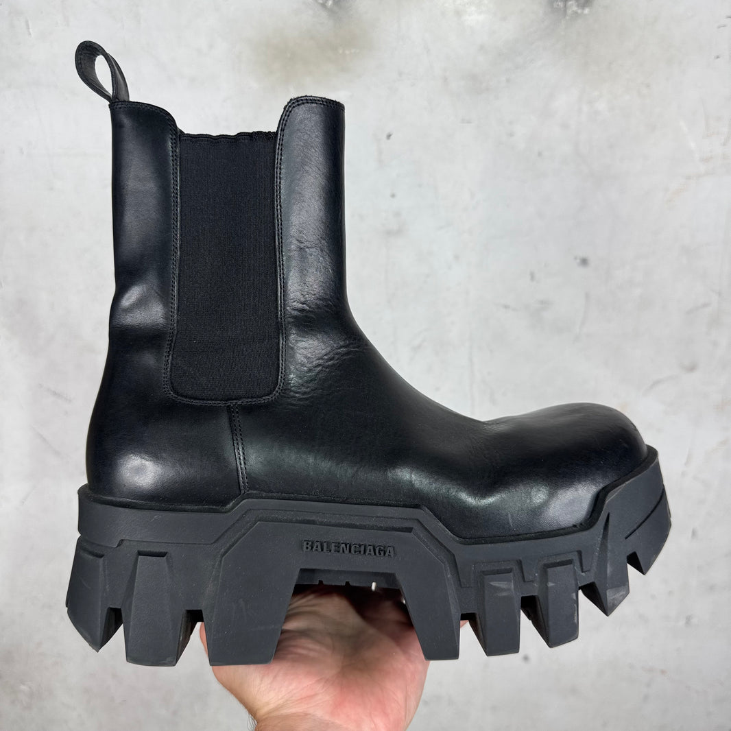 Balenciaga Bulldozer Pull Boots