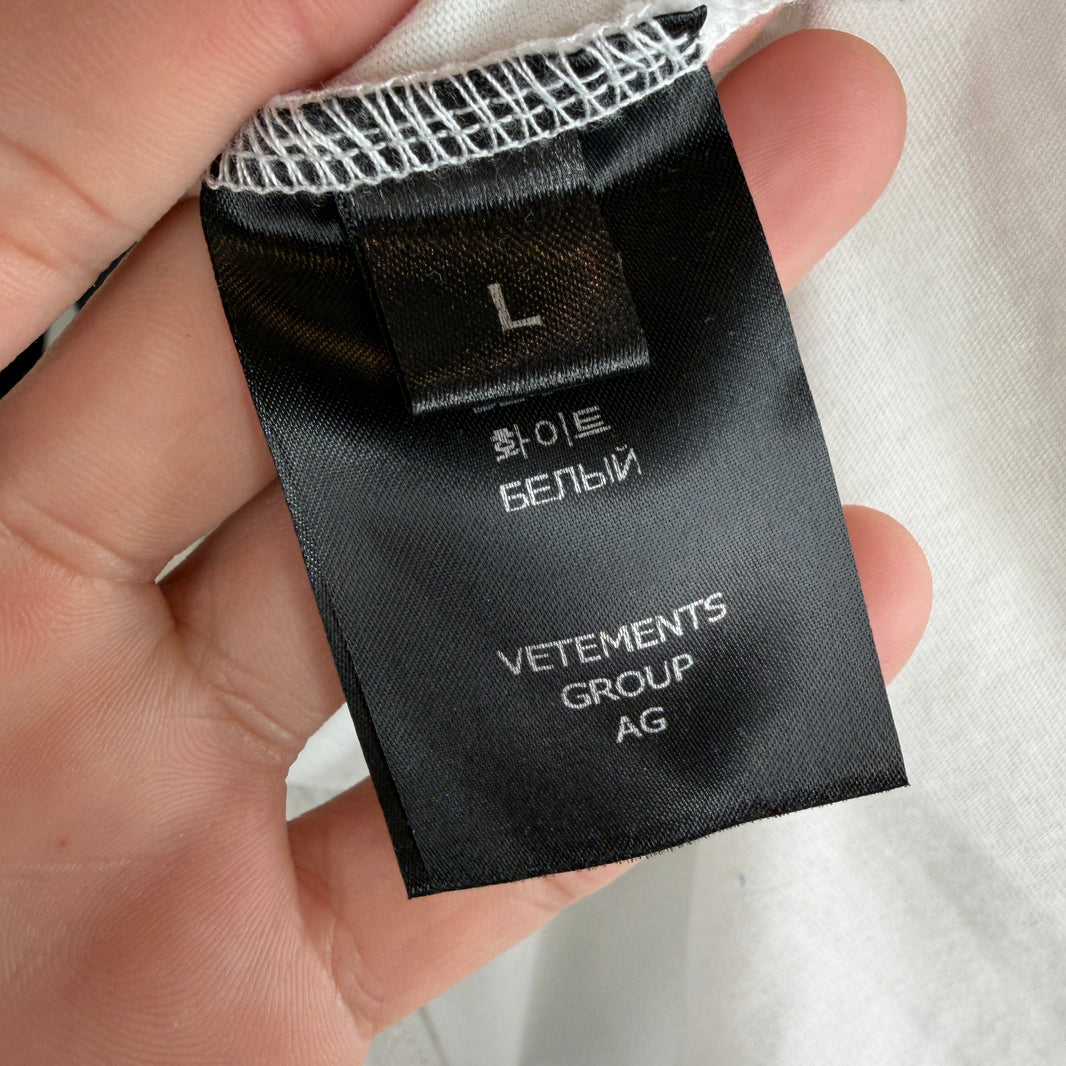 Vetements Happiness T-Shirt