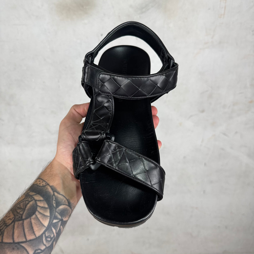 Bottega Veneta Intreciatto Leather Strapped Sandals