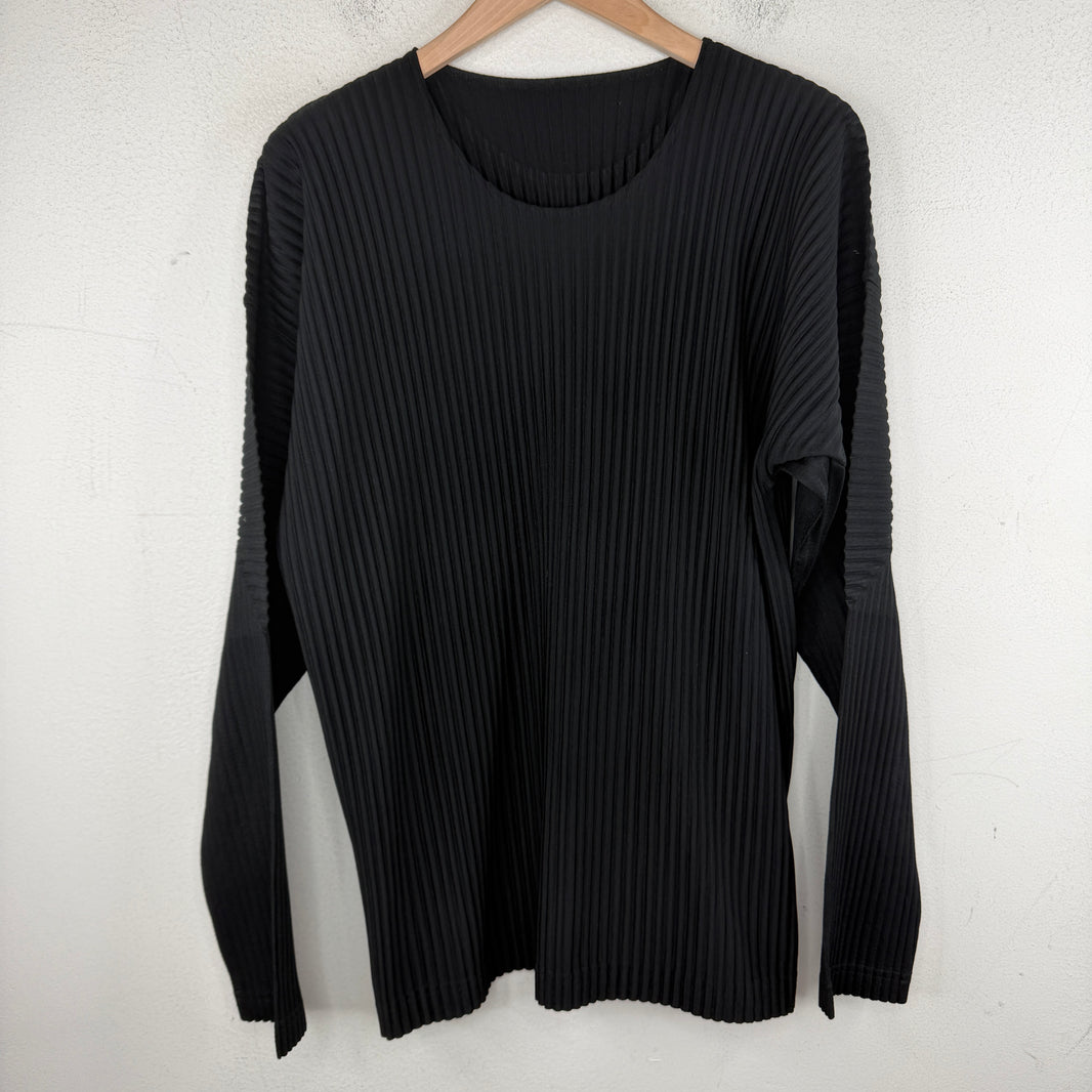 Issey Miyake Pleated Shirt Black
