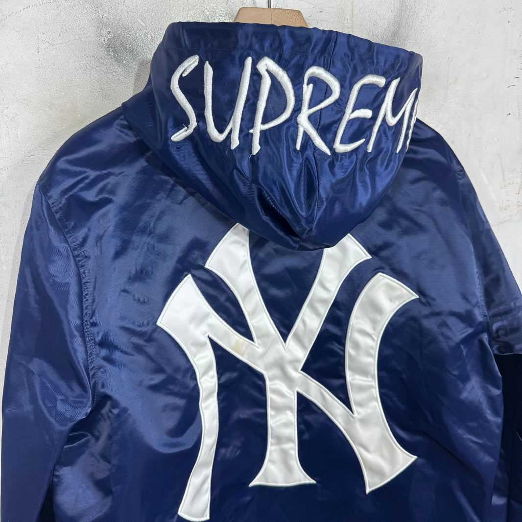 Supreme x Majestic Yankees Hooded Winbreaker