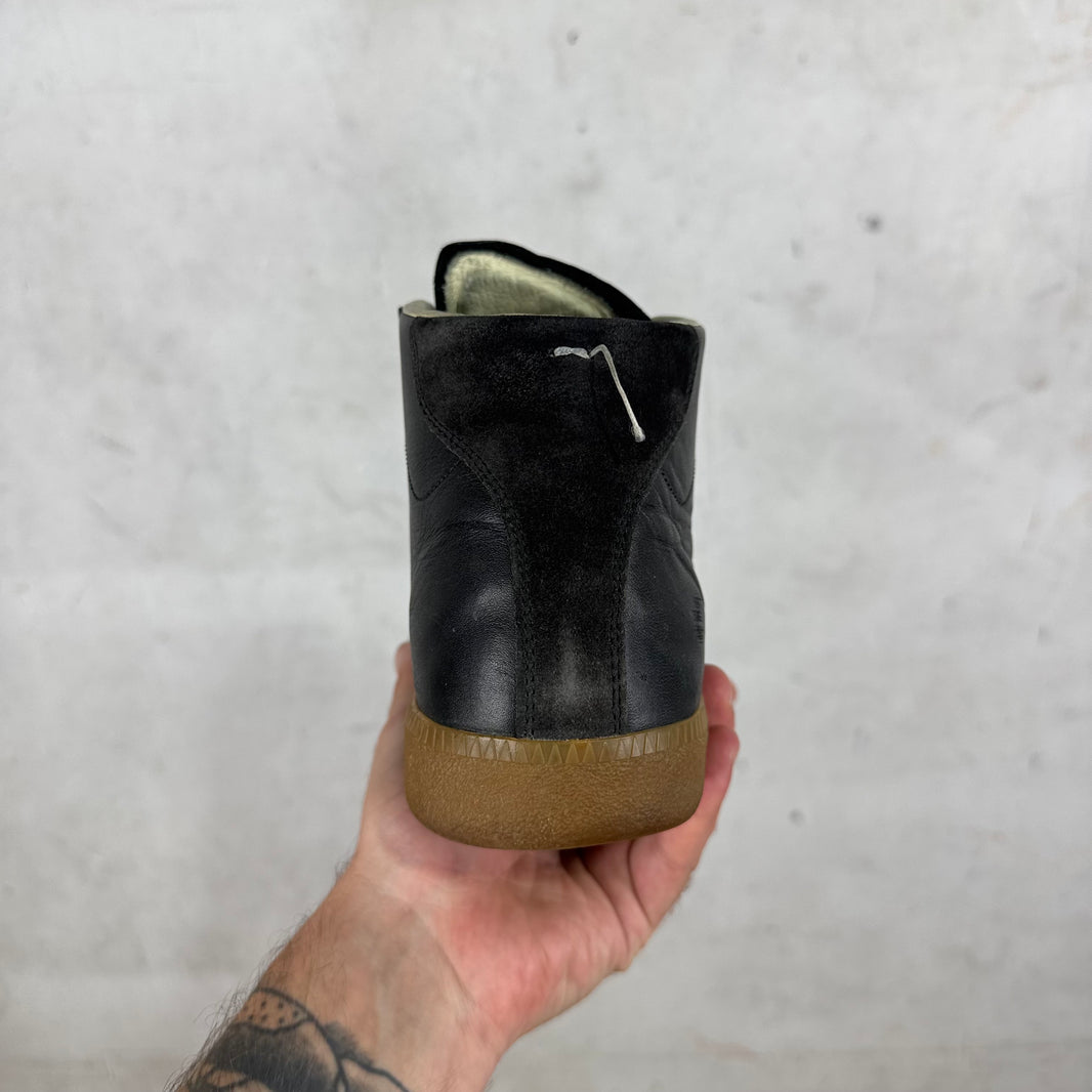 Margiela Black/Gum Mid Top Replicas