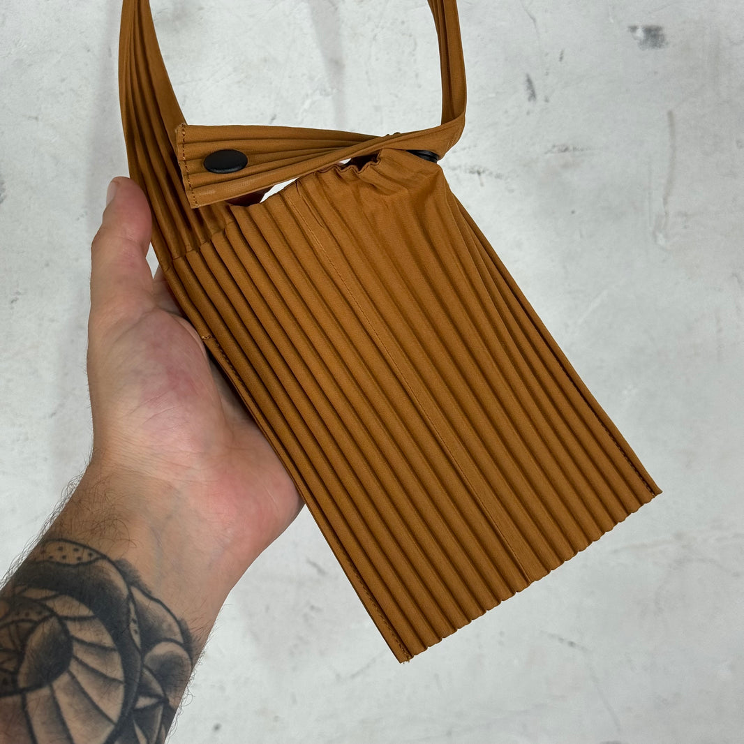 Issey Miyake Pleates Small Pouch