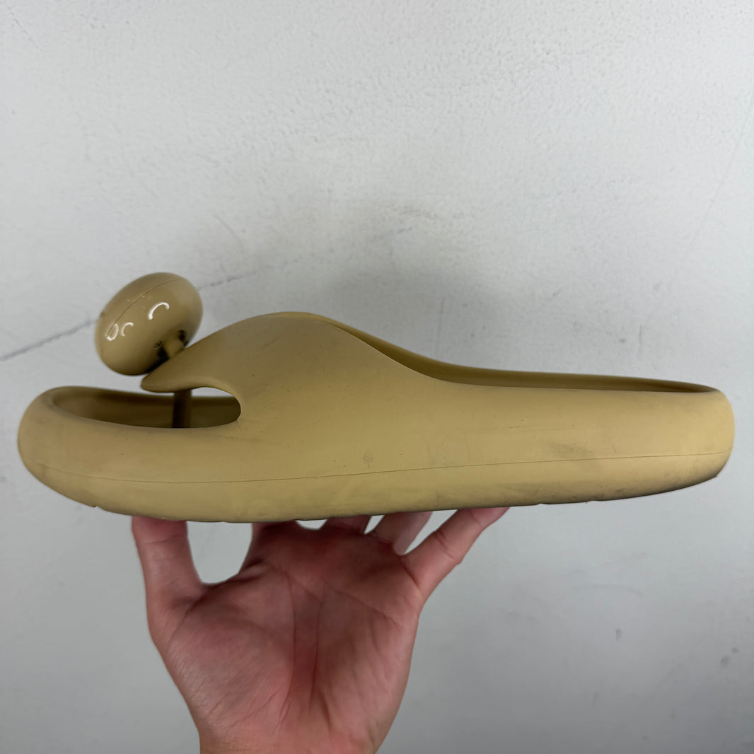 Loewe Bubble Thong Sandals