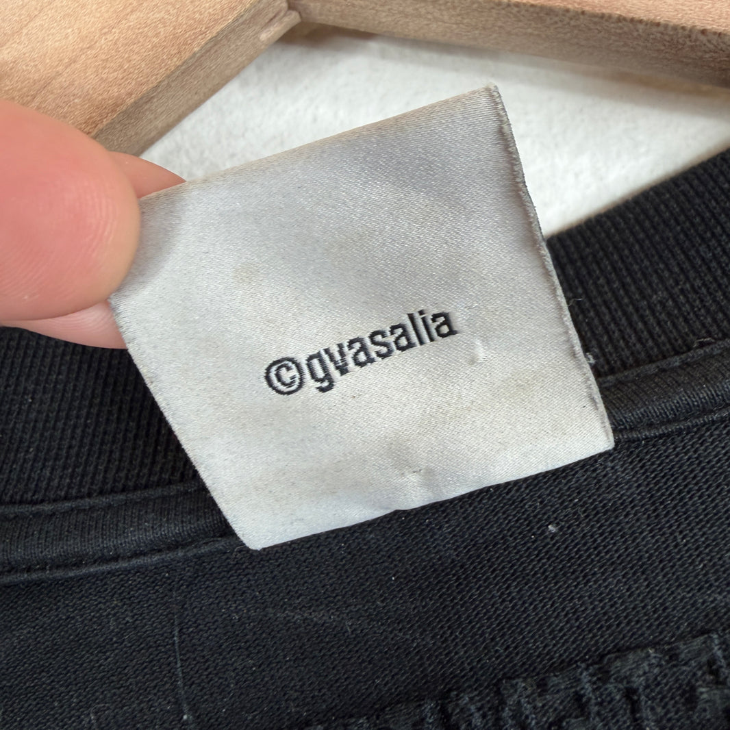 VETEMENTS Black Gothic Logo Longsleeve T-Shirt