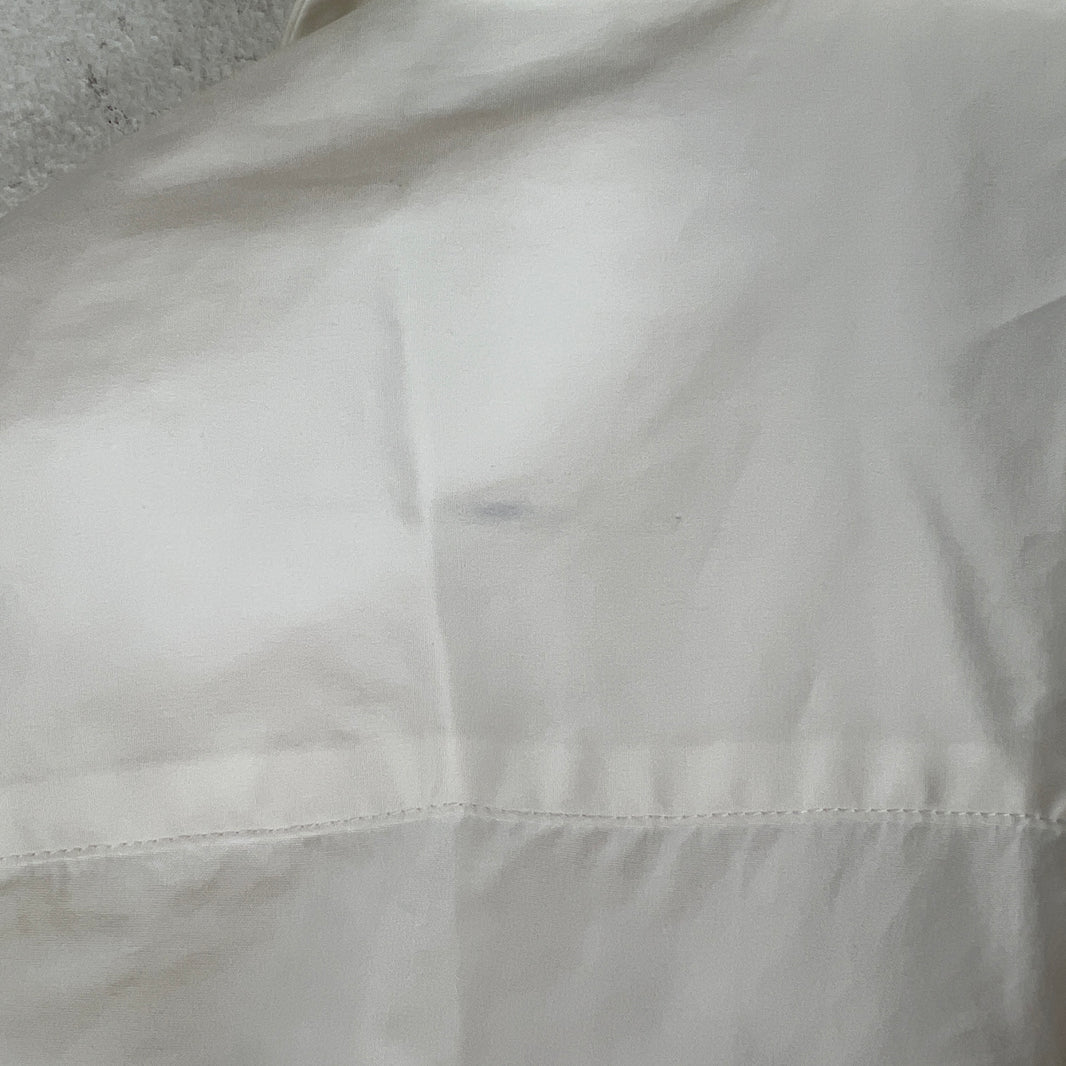 Chanel White Zip Up Thin Jacket