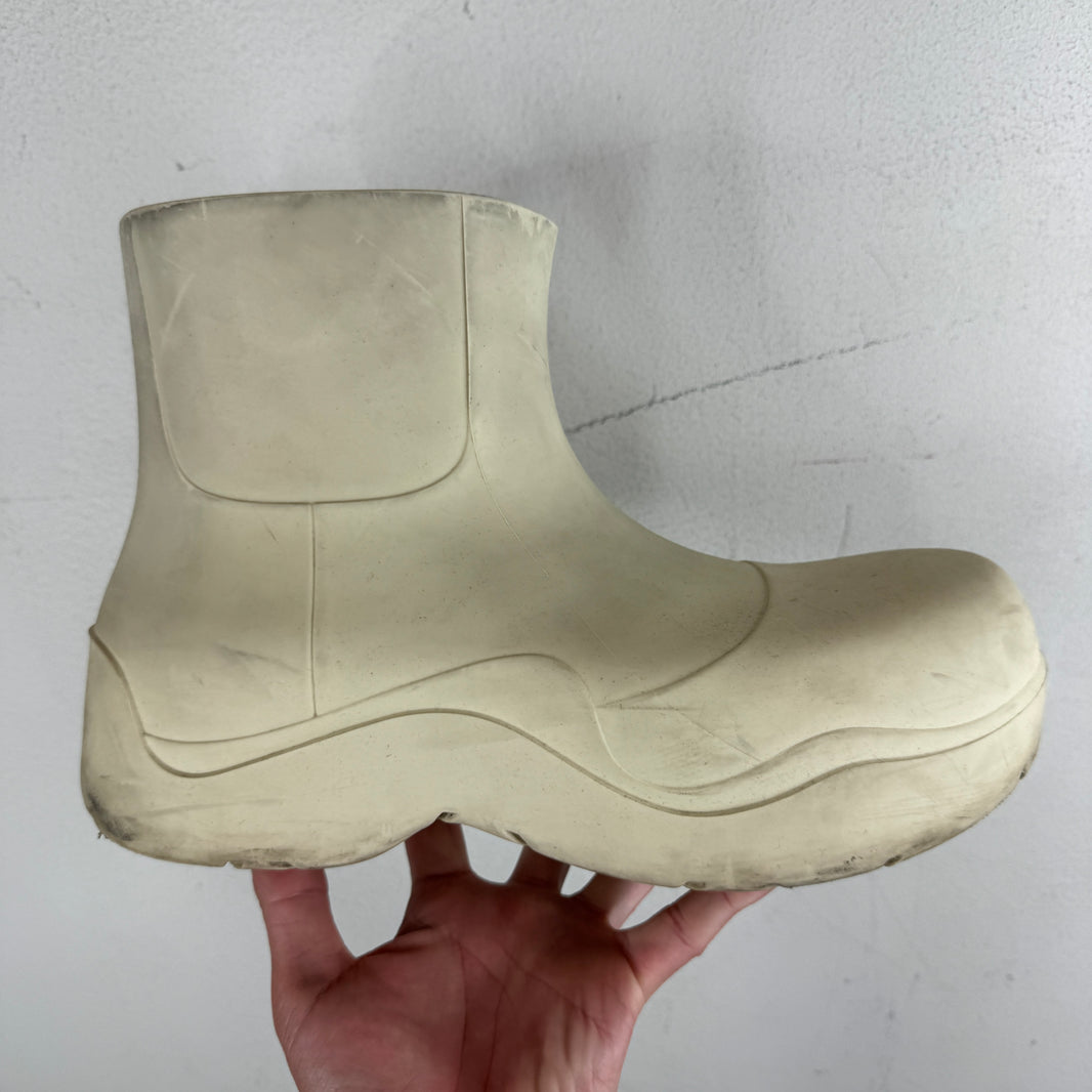 Bottega Veneta White Puddle Boots