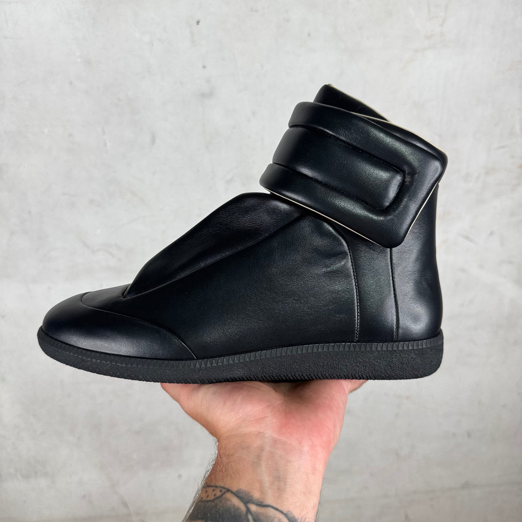 Margiela Re-edition Black Futures