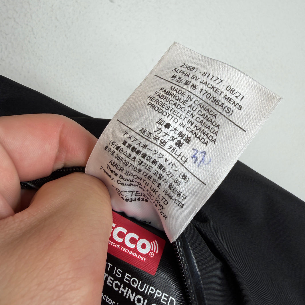 Arc'teryx Black Alpha SV Jacket