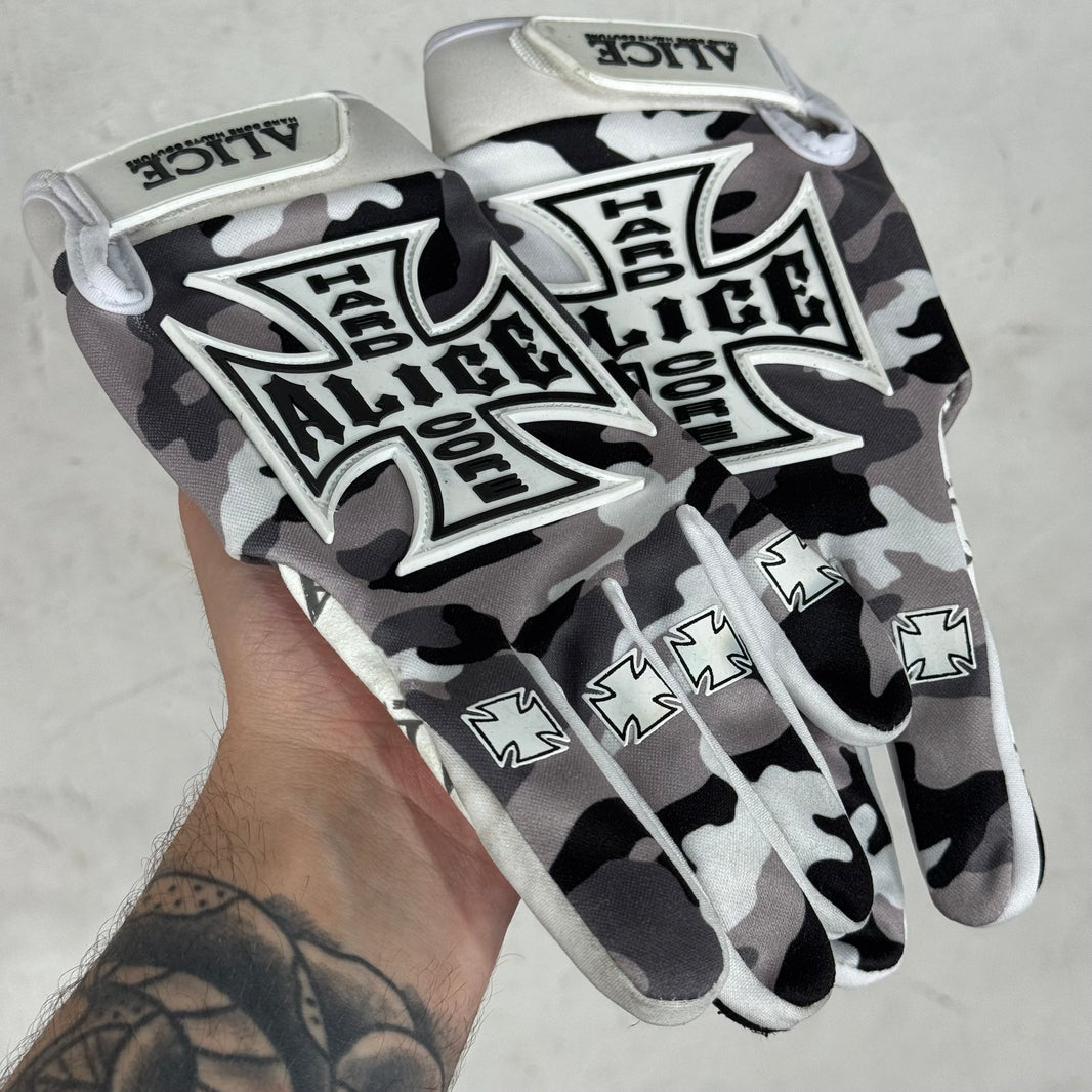 Alice Snow Camo Gloves