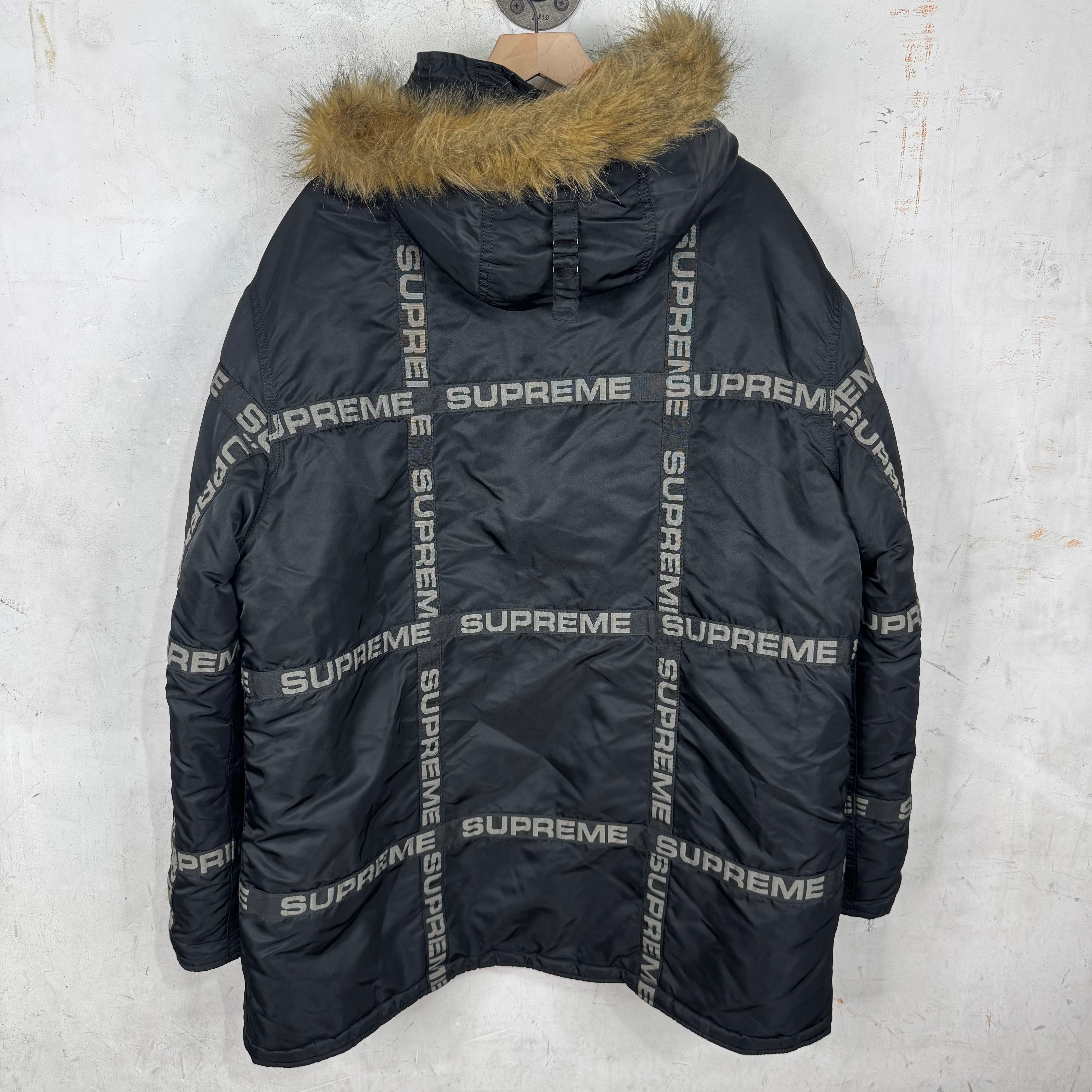 Supreme AW18 Nylon Logo Tape N-3B Parka – www.Lukes.store