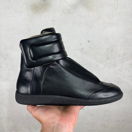 Margiela Re-edition Black Futures