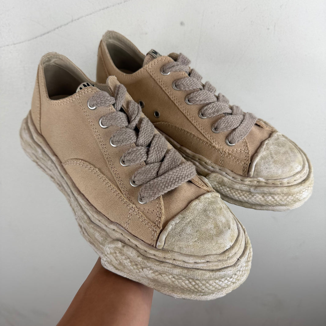 Mihara Yasuhiro Hank Cream Sneakers