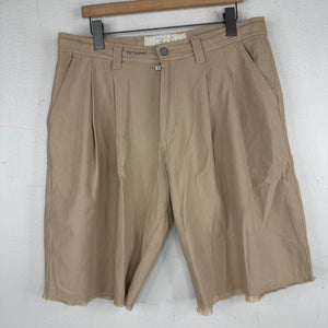 ERL Cropped Long Khaki Shorts