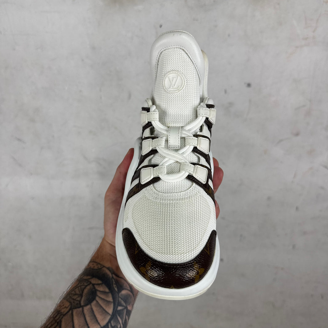 Louis Vuitton White/Monogram ArchLight