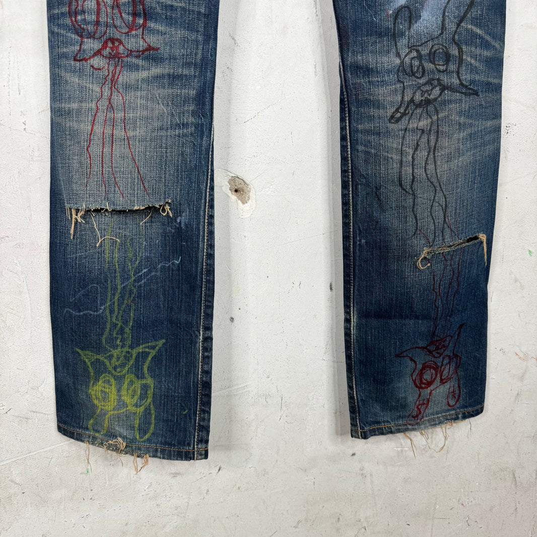 Skoloct Levis Sketched Distressed Jeans