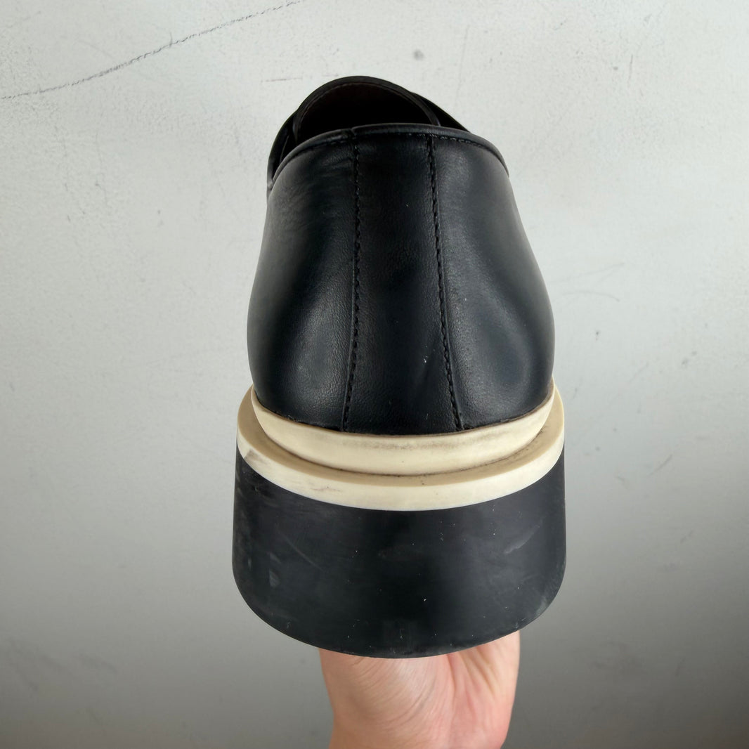 Bottega Veneta Black/White Tire Low Derbies