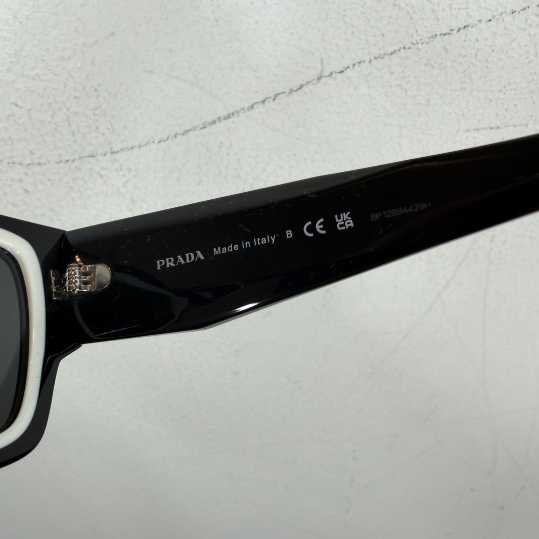 Prada SPRB17 Sunglasses