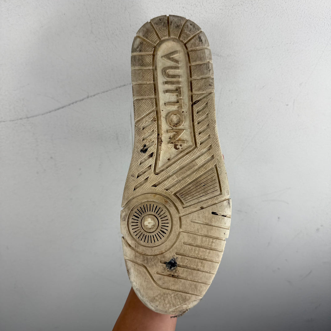 Louis Vuitton White/Gray Trainer Sneakers