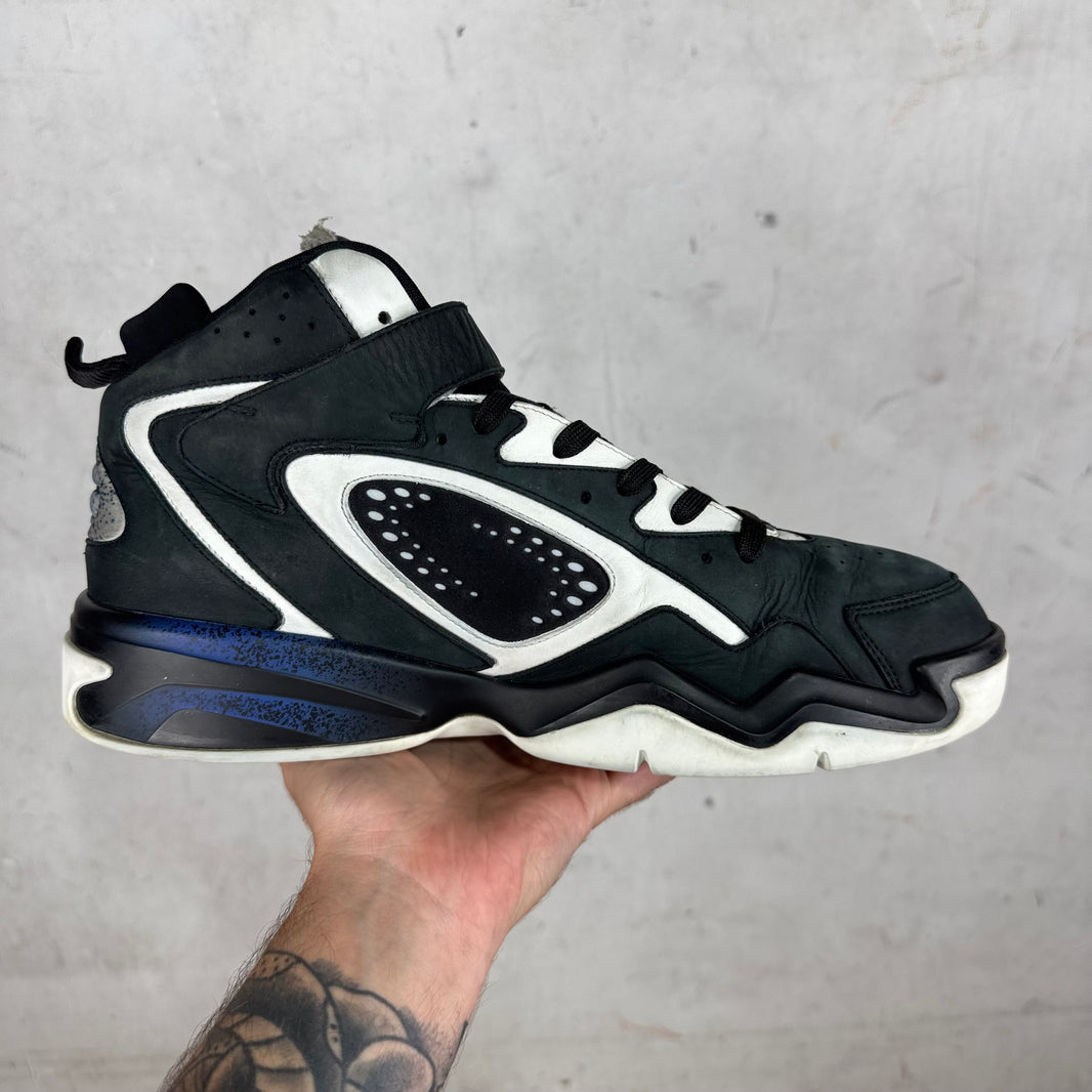 Louis Vuitton Trainer 2's
