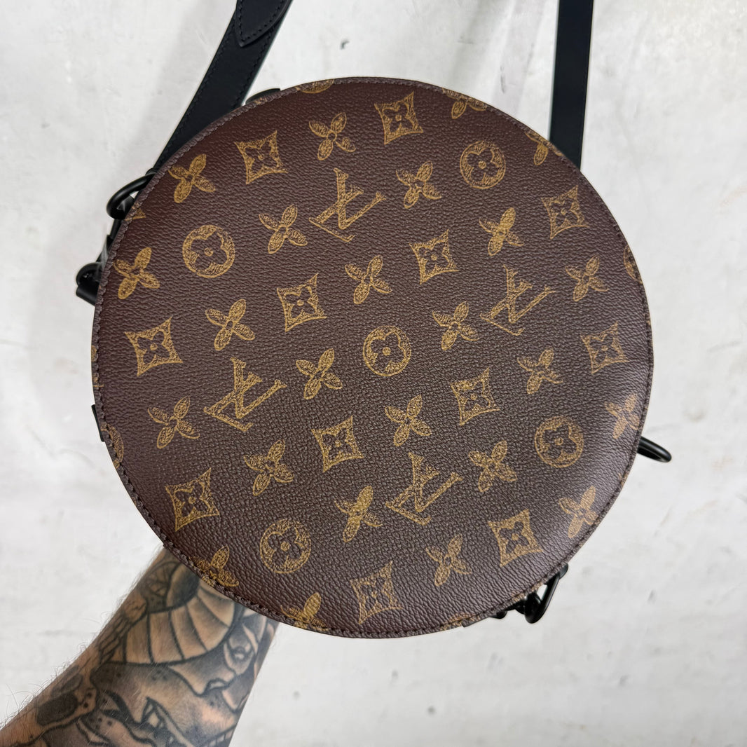 Louis Vuitton Monogram N7 Wheel Bag