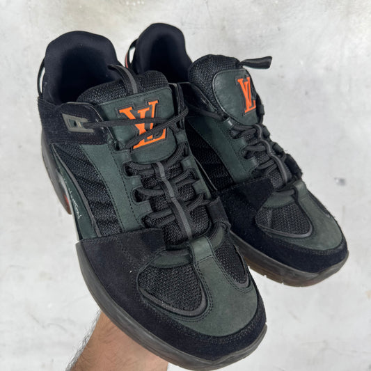 Louis Vuitton Black A View Trainers