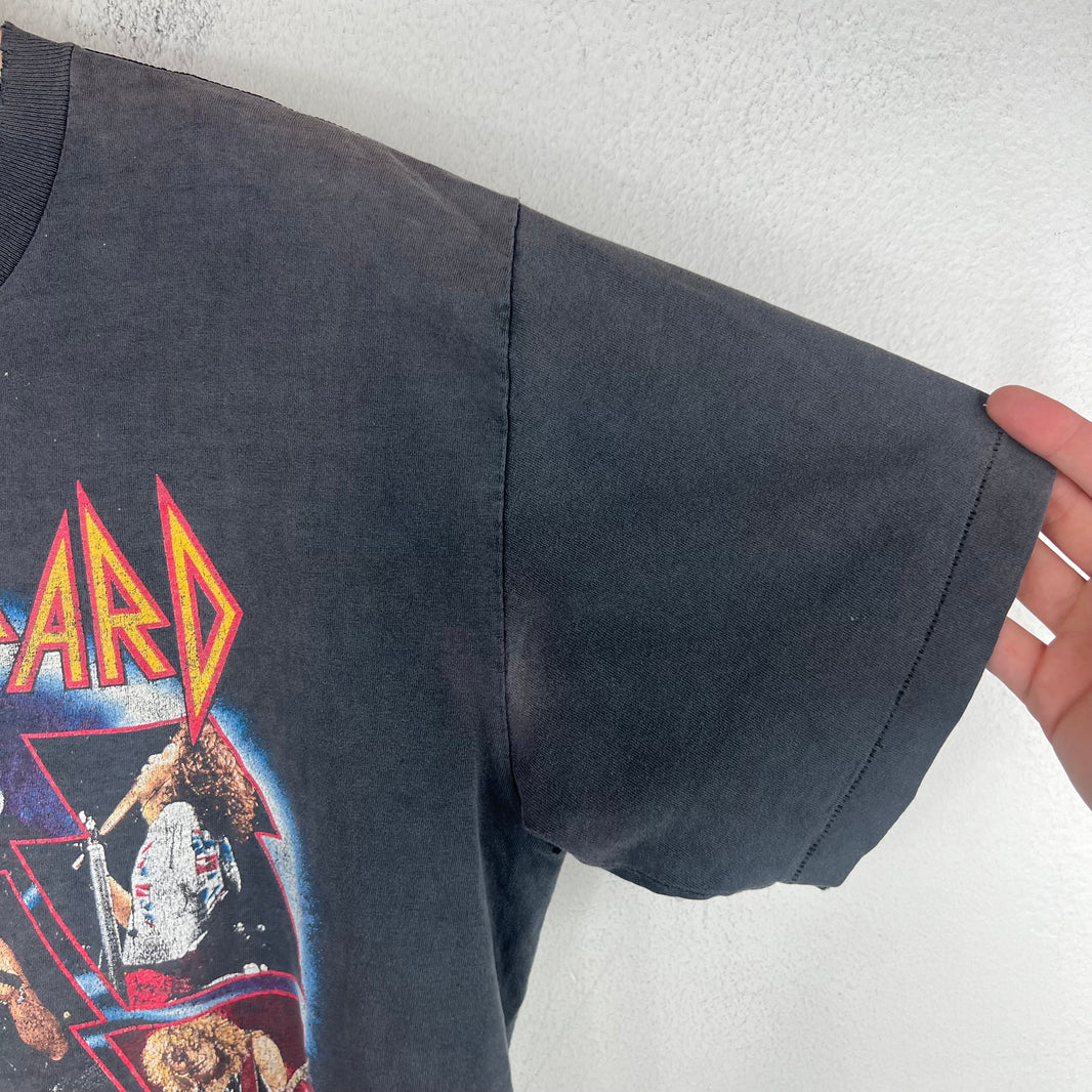 Vintage Def Leppard 7-Day Weekend Tour T-Shirt