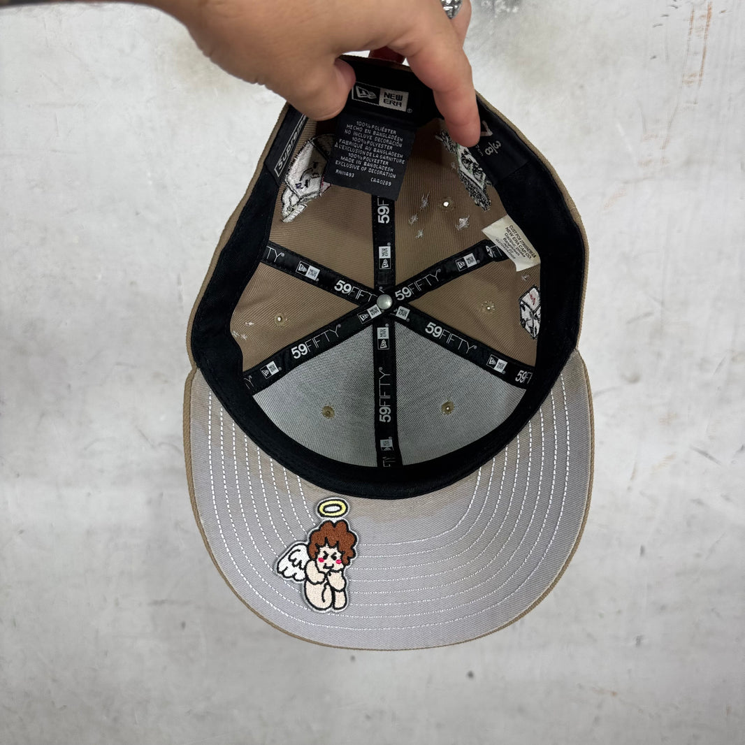 Supreme Beige S Characters Fitted