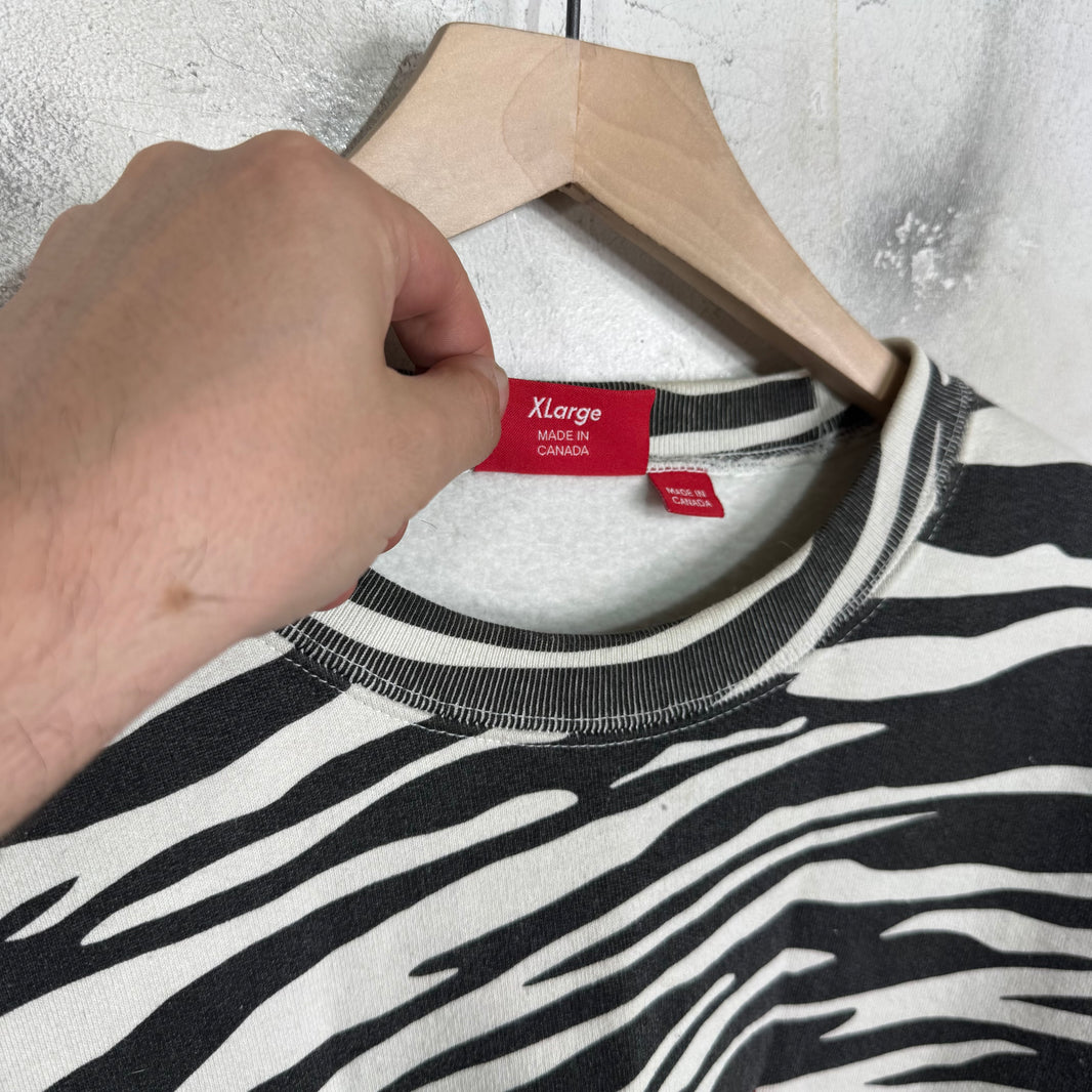 Supreme Zebra Box Logo Crewneck