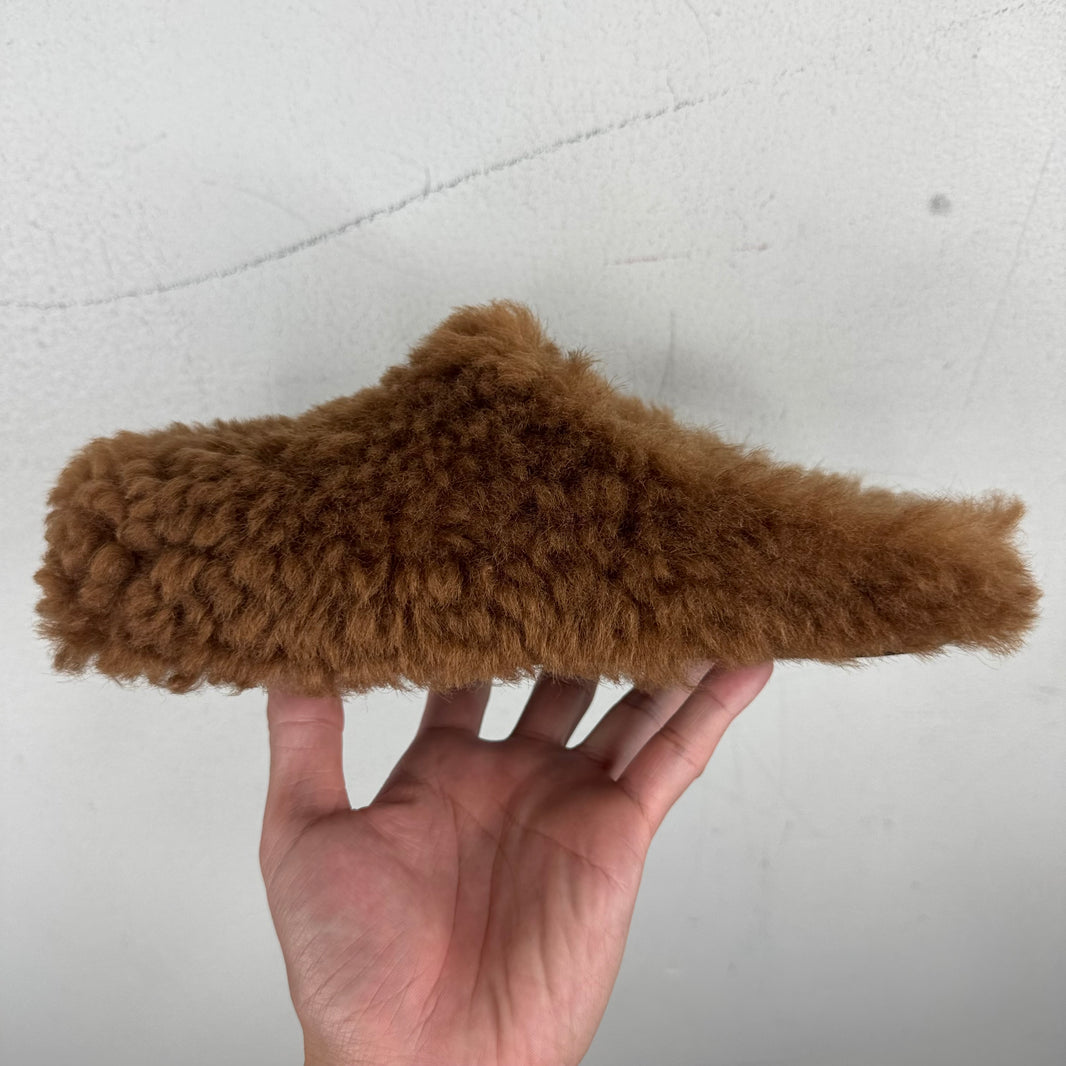 Marni Shearling Fussbett Slippers