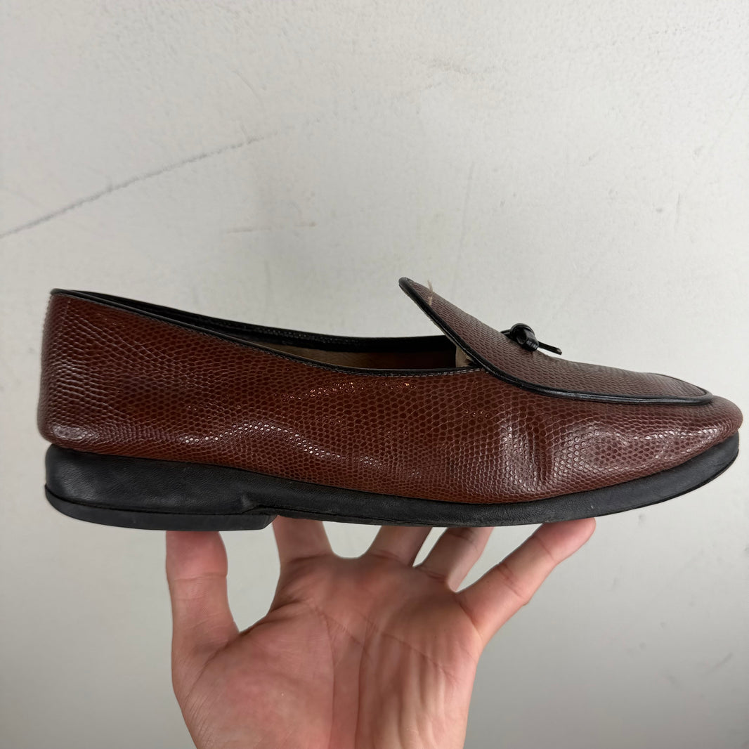 Belgian Shoes Leather Textured Loafers