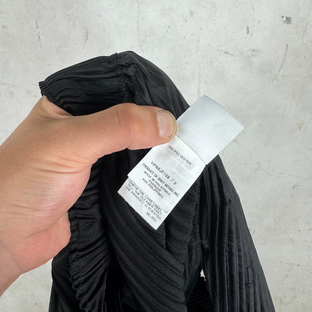 Issey Miyake Black Skirted Pleates Shorts