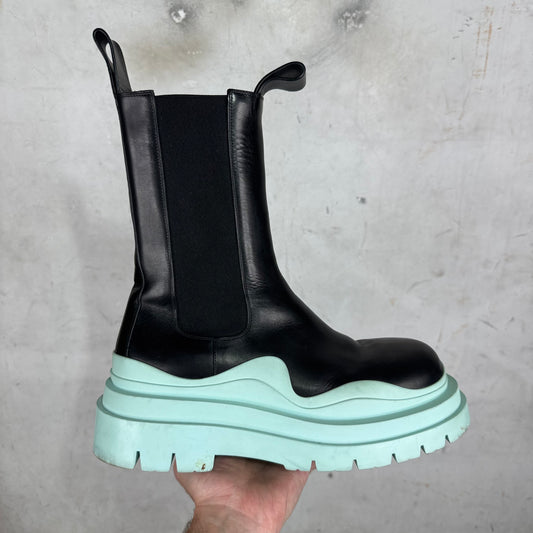Bottega Veneta Teal Sole Lug Chelsea Boots
