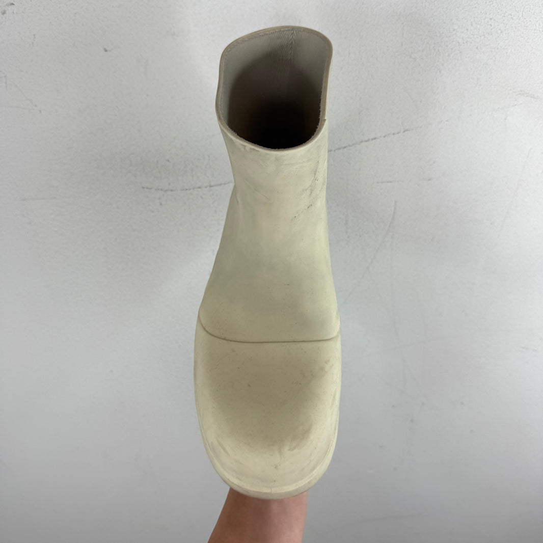 Bottega Veneta White Puddle Boots