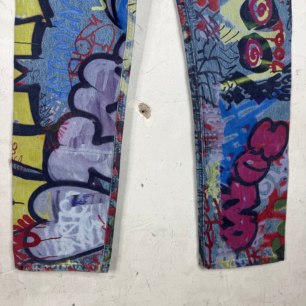 Vetements Slim Graffiti Jeans