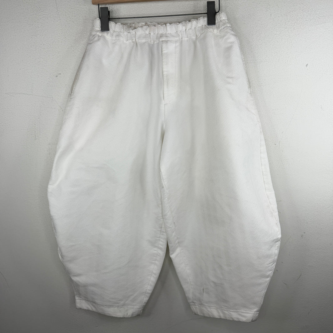 CDG White Pattern Balloon Shorts